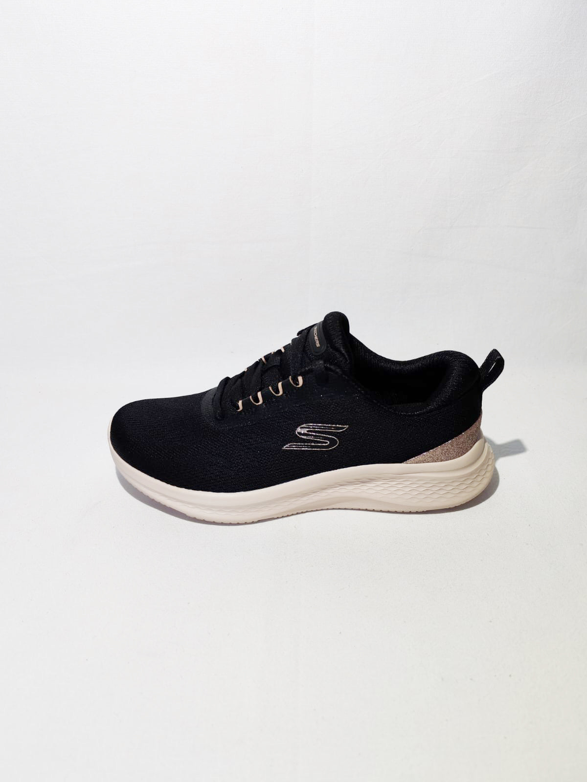 Skechers