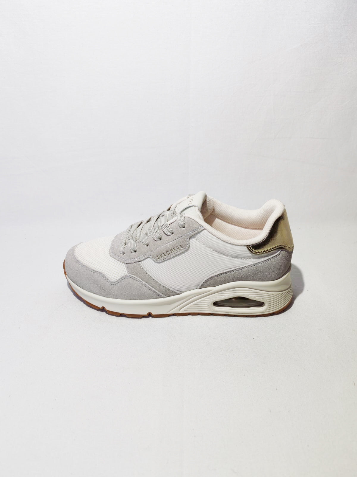 Skechers