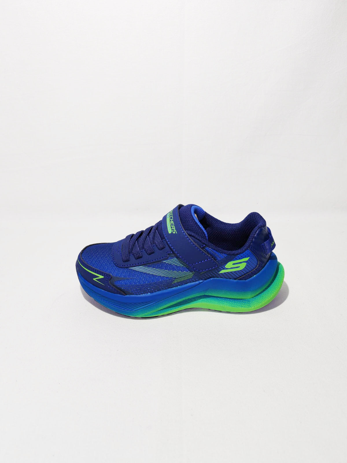 Skechers