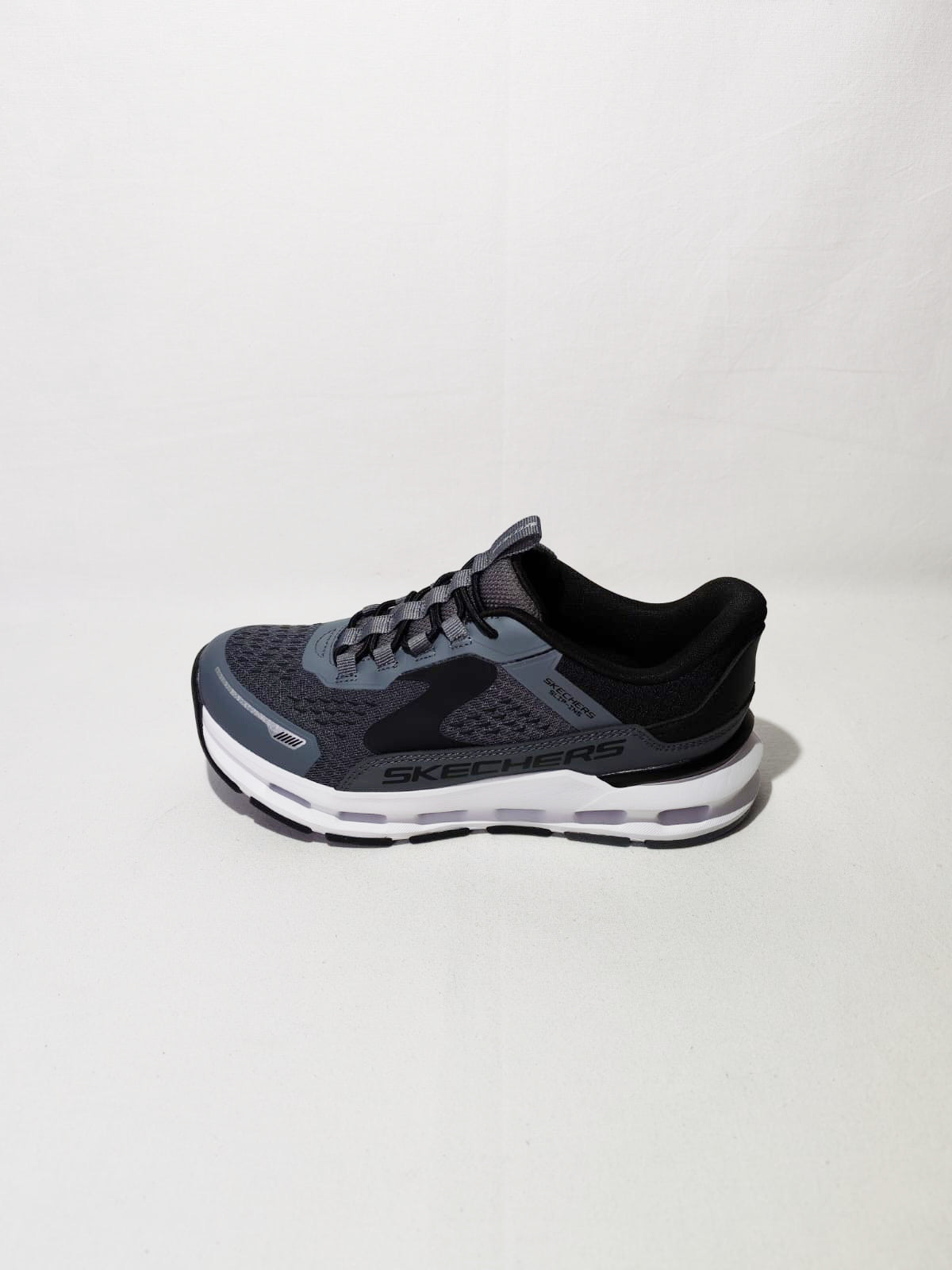 Skechers