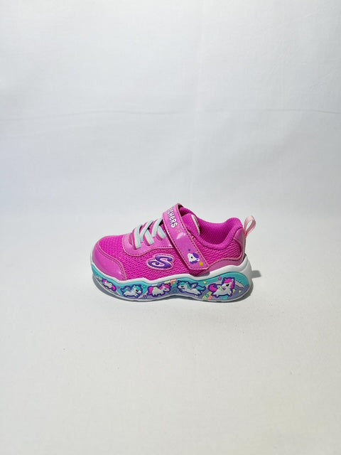 Skechers