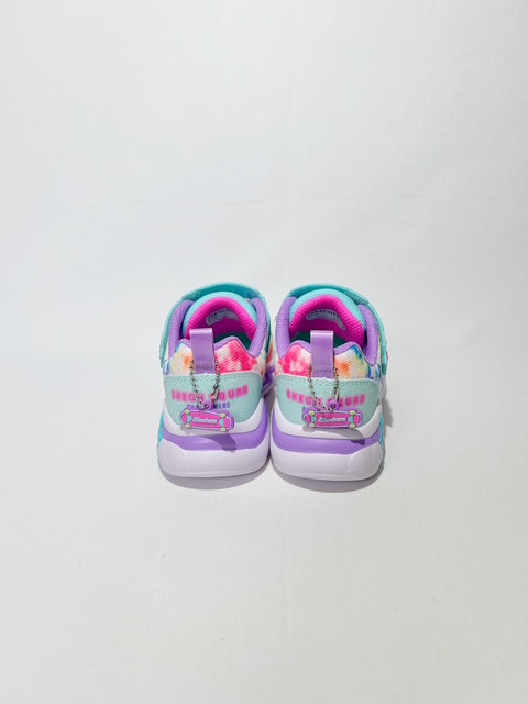 Skechers