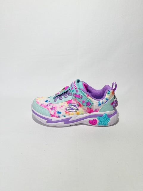Skechers