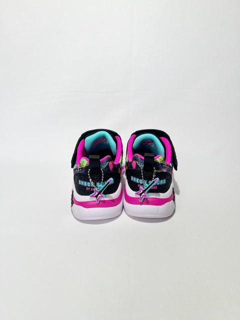 Skechers