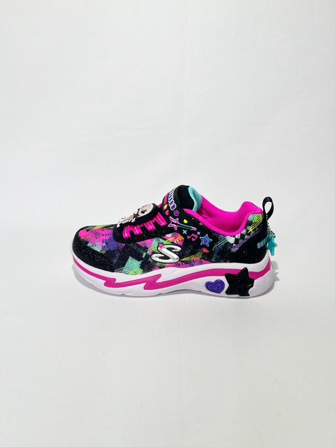 Skechers