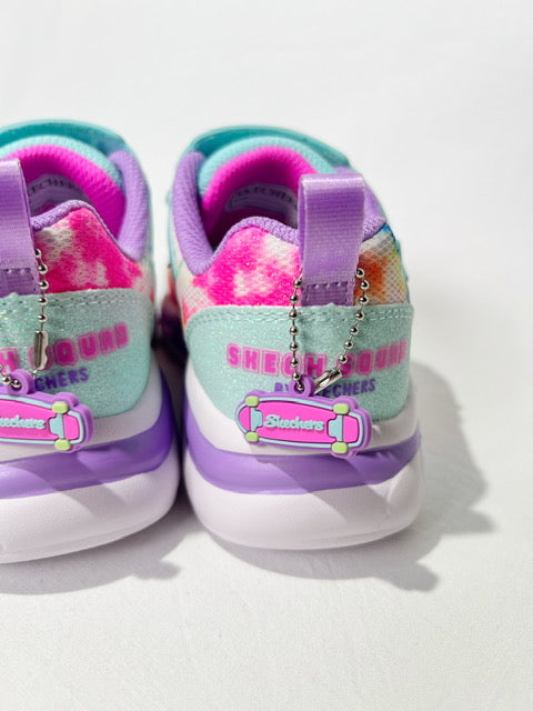 Skechers