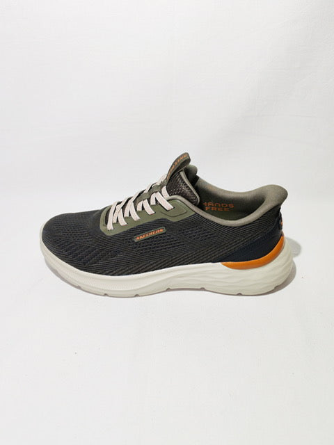 Skechers