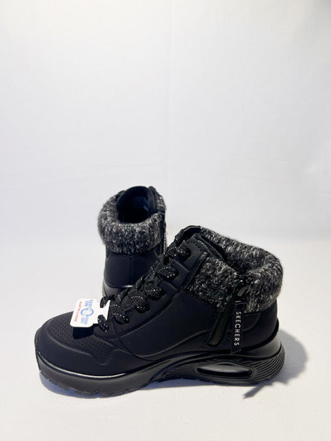 Skechers