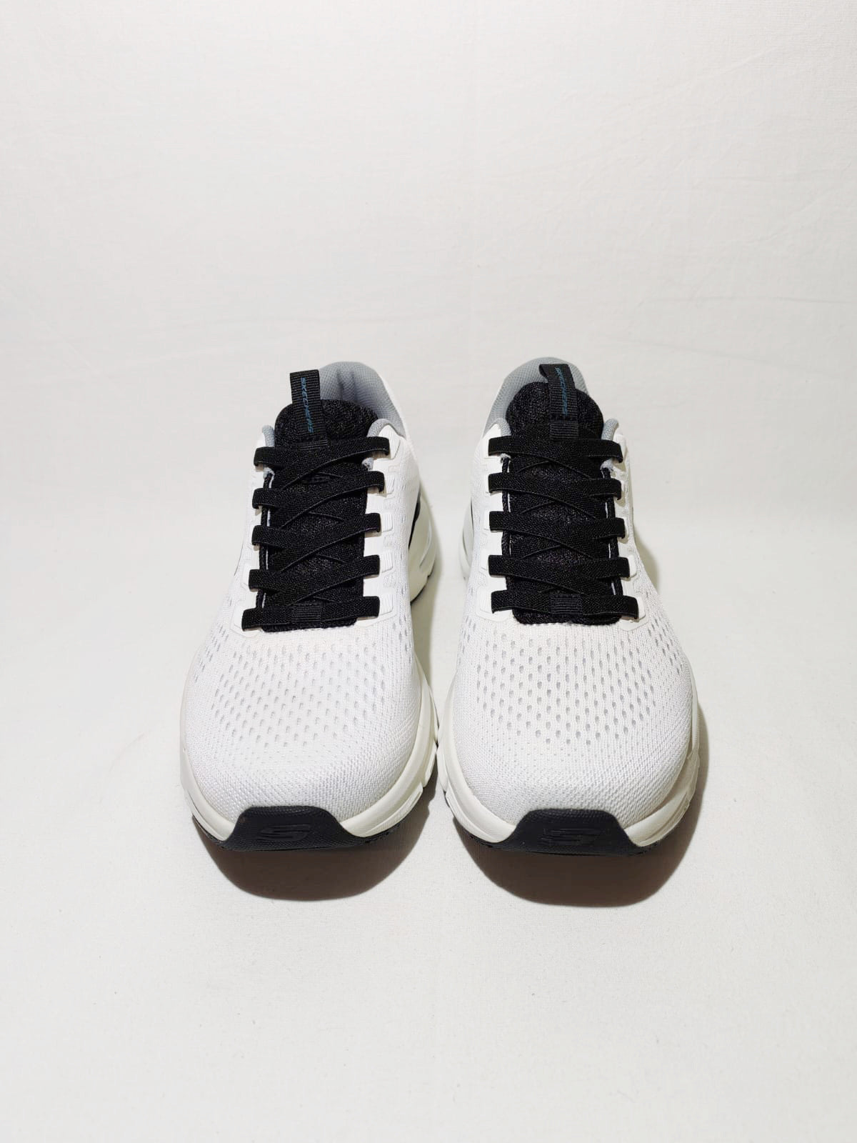 Skechers